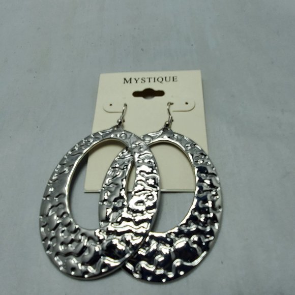 Mystique large silver hammered dangle fish hook earring - Picture 4 of 5
